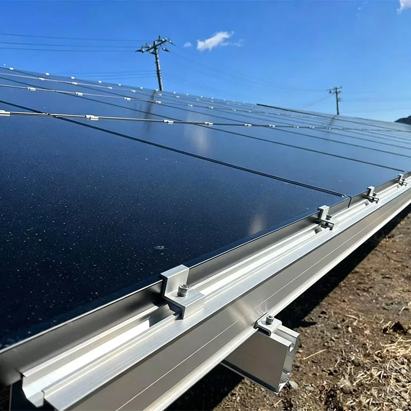 Kruvivaiadega päikeseenergia alumiiniumist maapealne kinnitus