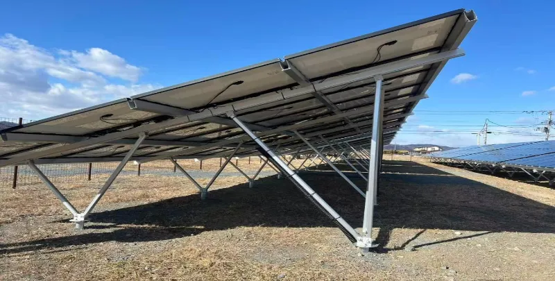 Kruvivaiadega päikeseenergia alumiiniumist maapealne kinnitus