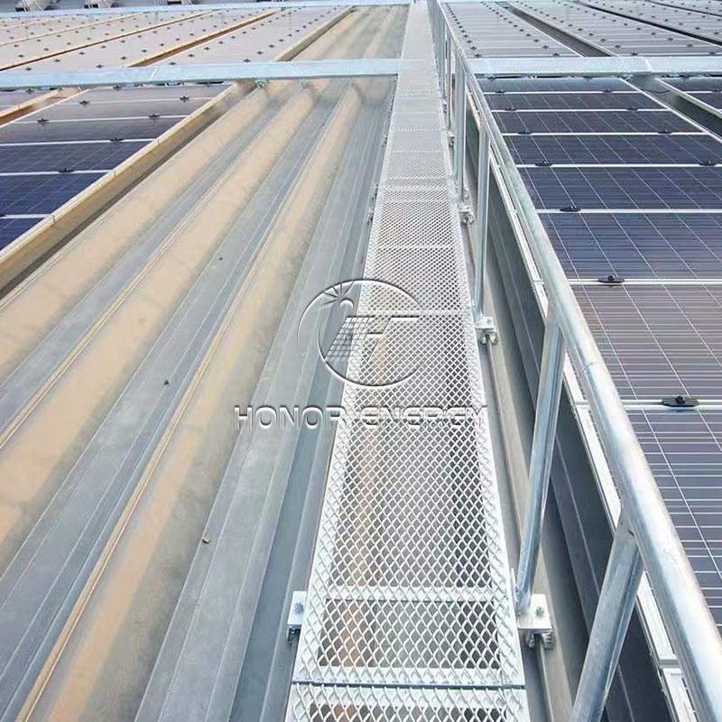 Terasest päikeseenergia kõnnitee